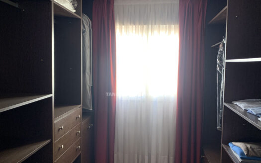 Bel appartement semi-meublé en centre-ville (Tanger)