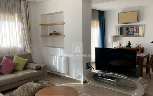 Bel appartement semi-meublé en centre-ville (Tanger)