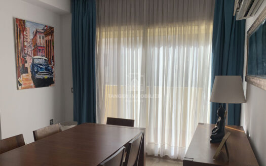 Bel appartement semi-meublé en centre-ville (Tanger)