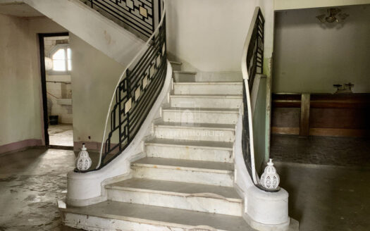 Maison authentique à rénover en centre-ville (Tanger)