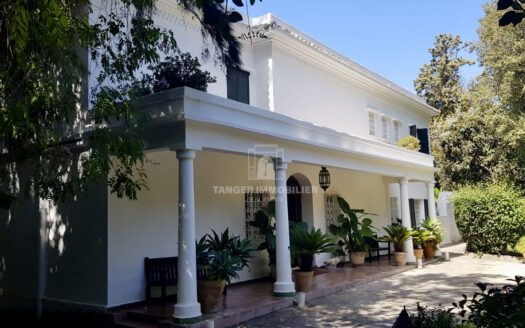 Jolie maison avec jardin à Marshan (Tanger)